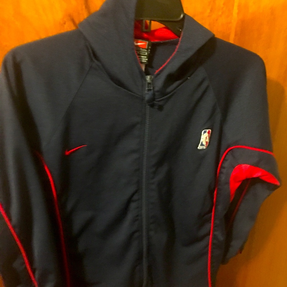 Nike NBA boys wind breaker size small